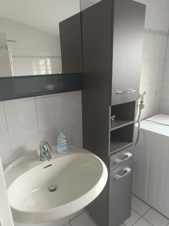 In 56 Qm Apartment, 24 H Check-in,free Parking Appartamento *