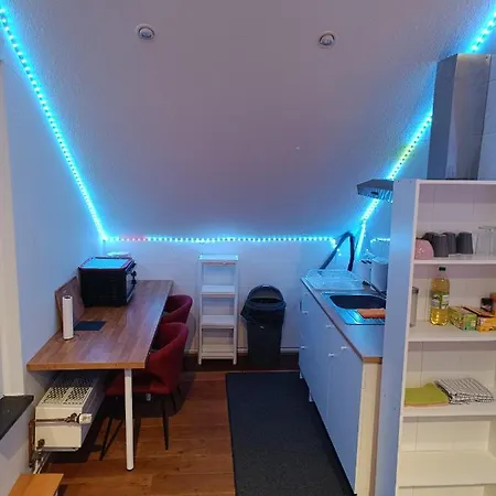 In Villa 56 Qm Apartment, 24 H Check-In,Free Parking Hannover Esterno foto